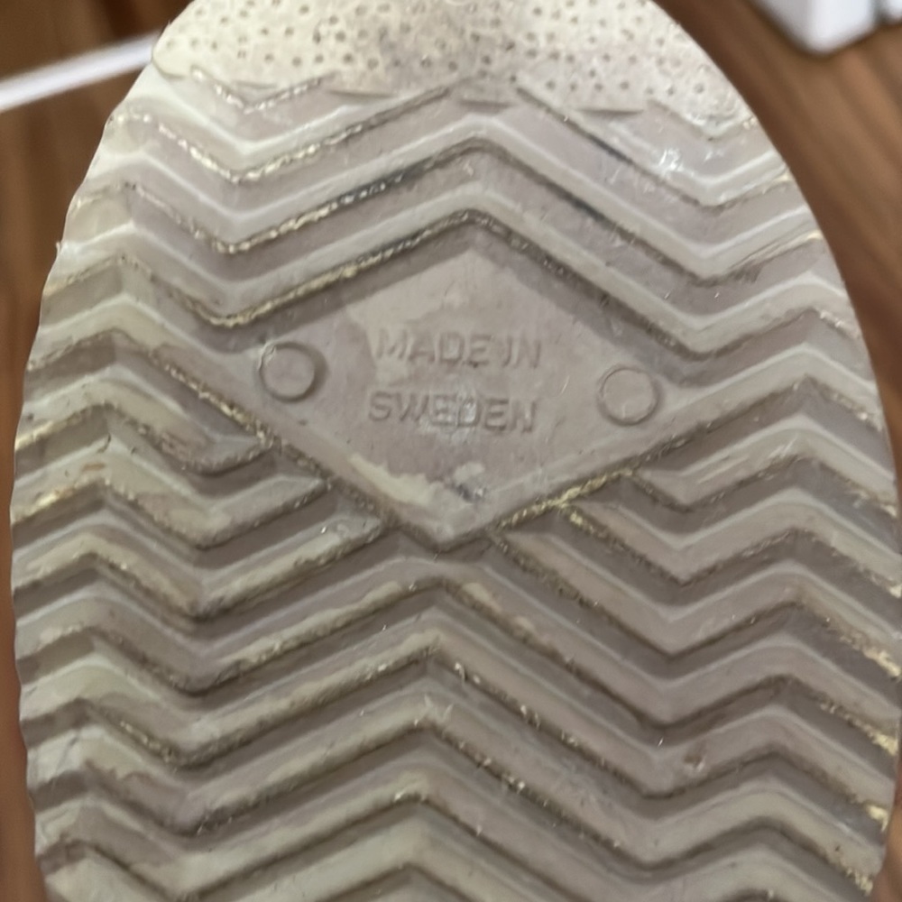 Clogs - Picture 4 of 5